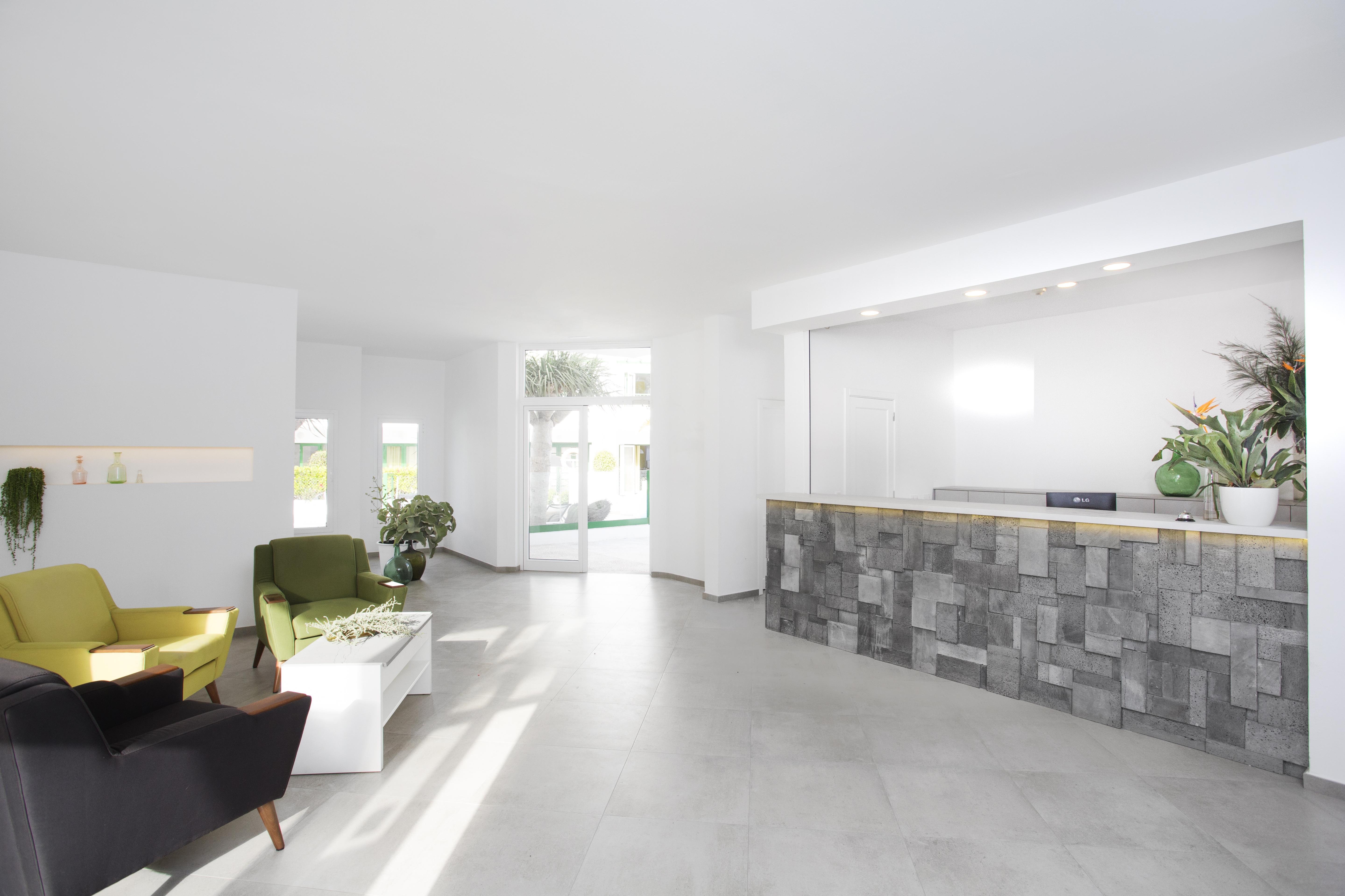 Apartamentos El Guarapo Costa Teguise Dış mekan fotoğraf