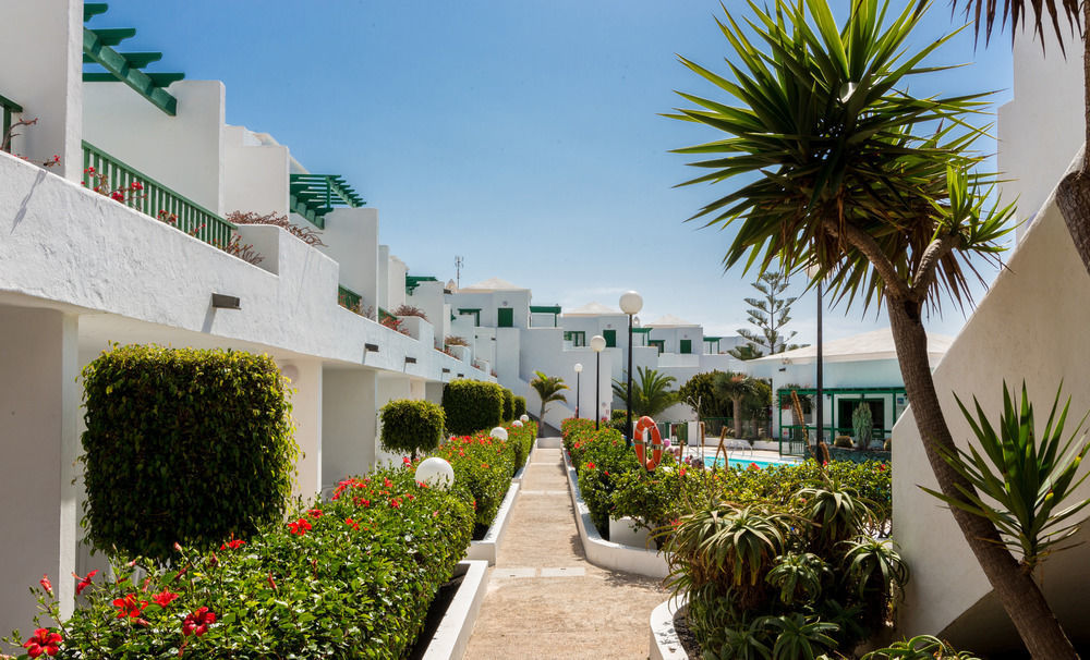 Apartamentos El Guarapo Costa Teguise Dış mekan fotoğraf
